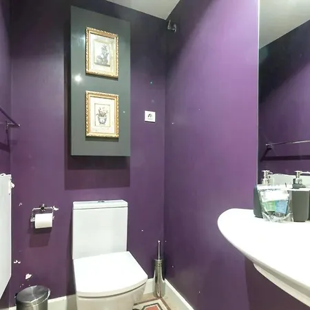 With One Bedroom In Barcelona, With Wonderful City View, Balcony And Wifi - 3 Km From The * برشلونة