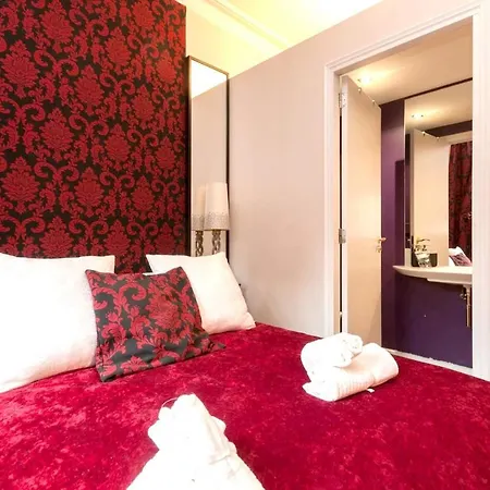 With One Bedroom In Barcelona, With Wonderful City View, Balcony And Wifi - 3 Km From The * برشلونة