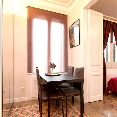 With One Bedroom In Barcelona, With Wonderful City View, Balcony And Wifi - 3 Km From The شقة برشلونة